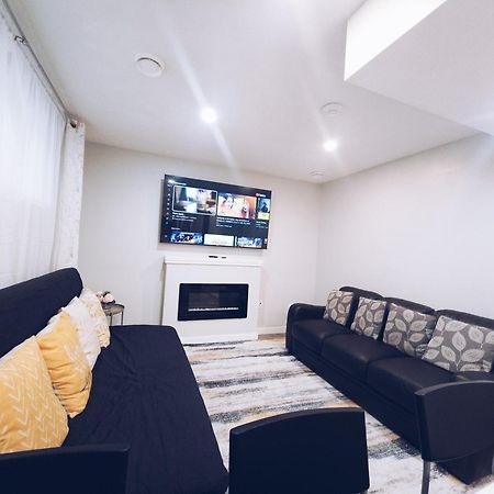 Cozy 2 Bedroom Suite, Queen Beds, Near The Airport Edmonton Extérieur photo