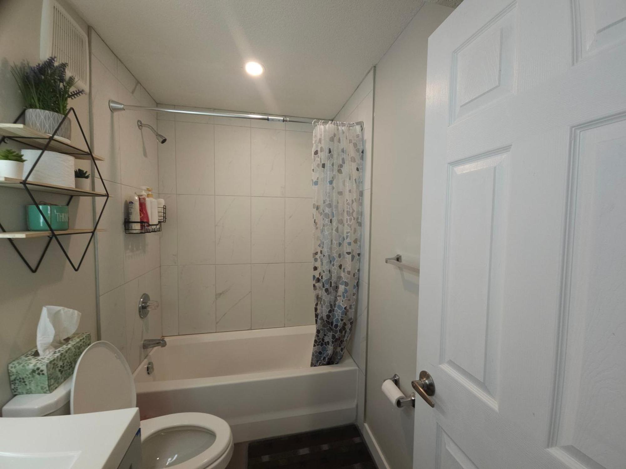 Cozy 2 Bedroom Suite, Queen Beds, Near The Airport Edmonton Extérieur photo