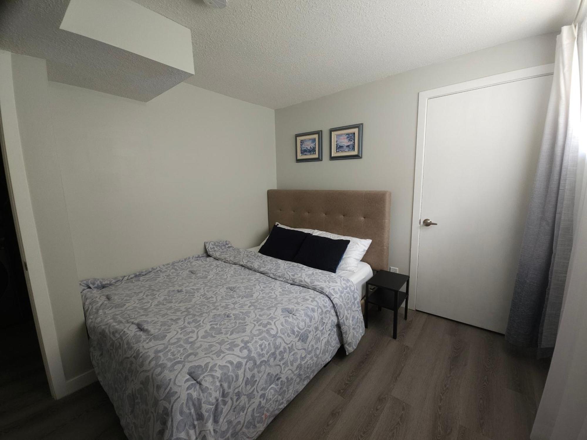 Cozy 2 Bedroom Suite, Queen Beds, Near The Airport Edmonton Extérieur photo